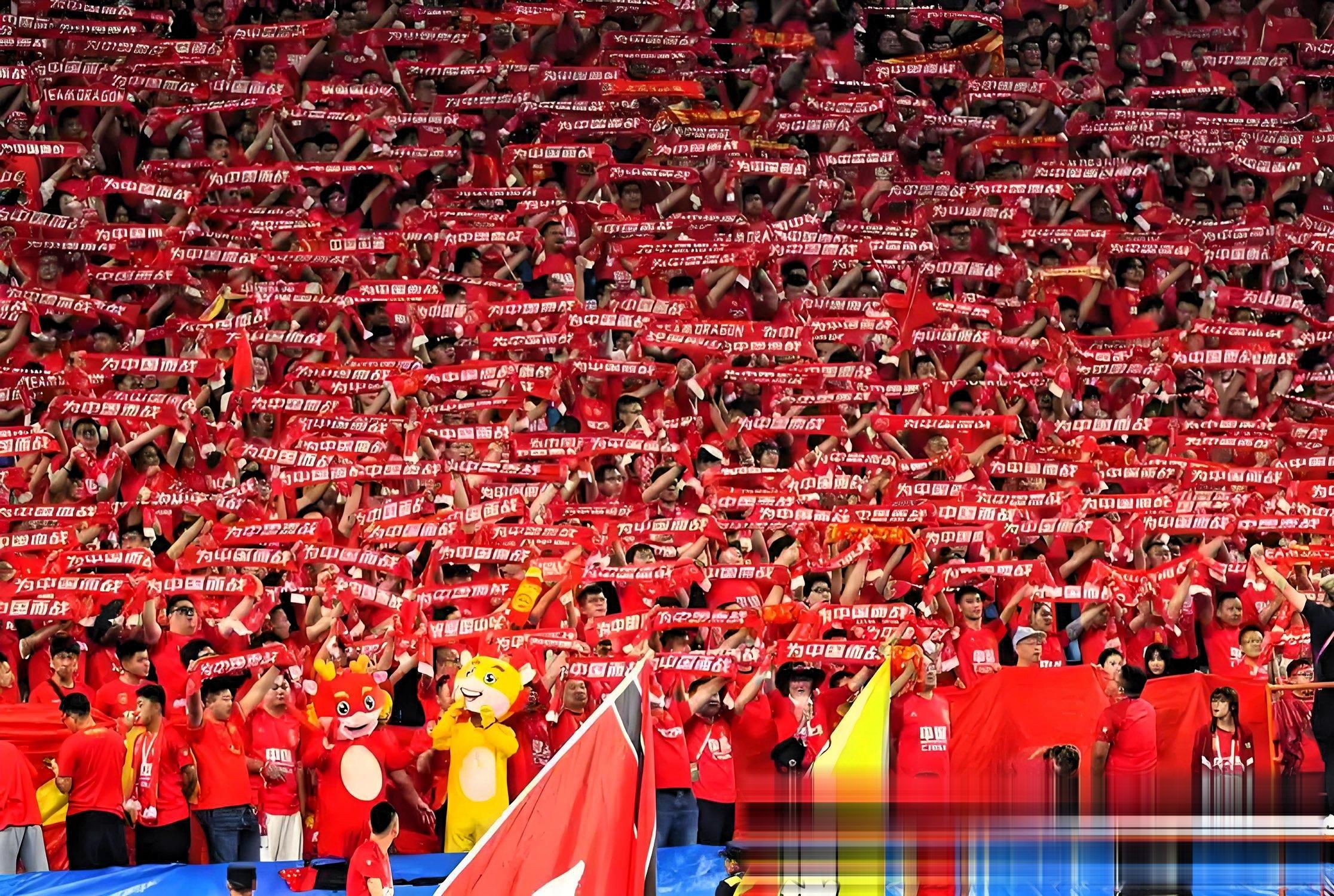 西亚卡姆在中国队比赛中最后时刻胜出，刷新纪录引发热议！热度持续攀升的简单介绍