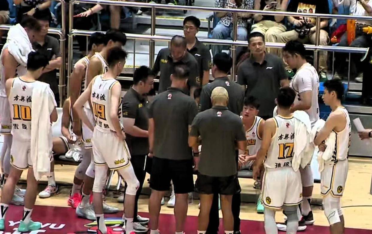 欧博注册-包含转折点广厦男篮战术微调，全明星赛冲刺阶段攻防权衡，震撼外界，年轻球员得到机会的词条